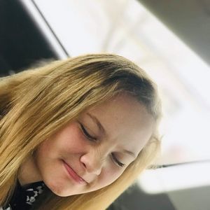 Meet your Posher, Selena